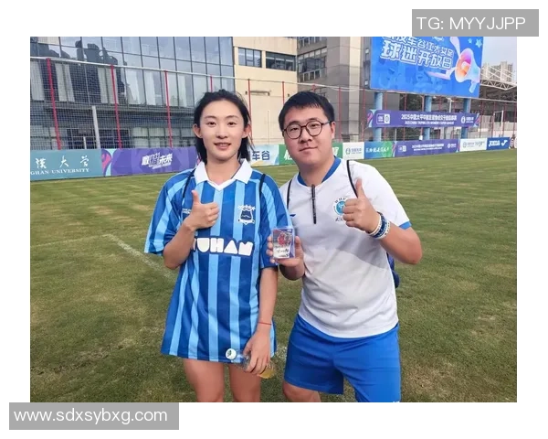 足球球星代签事件引发真伪质疑粉丝权益与商业诚信成焦点